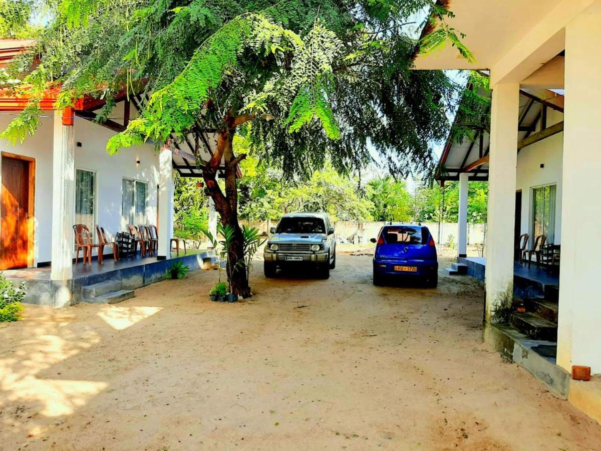 Hotel Krish Kalkudah (Batticaloa) Exterior foto