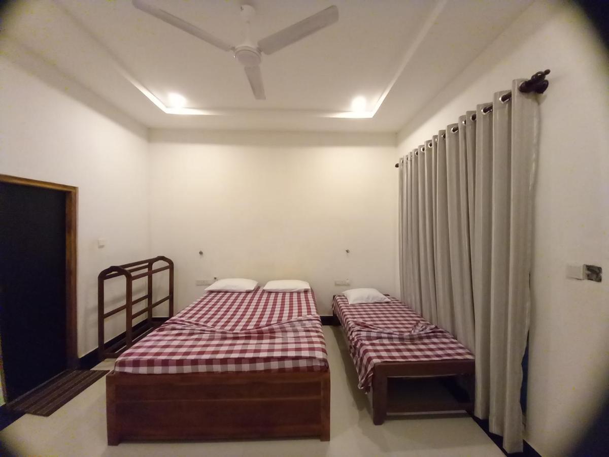 Hotel Krish Kalkudah (Batticaloa) Exterior foto